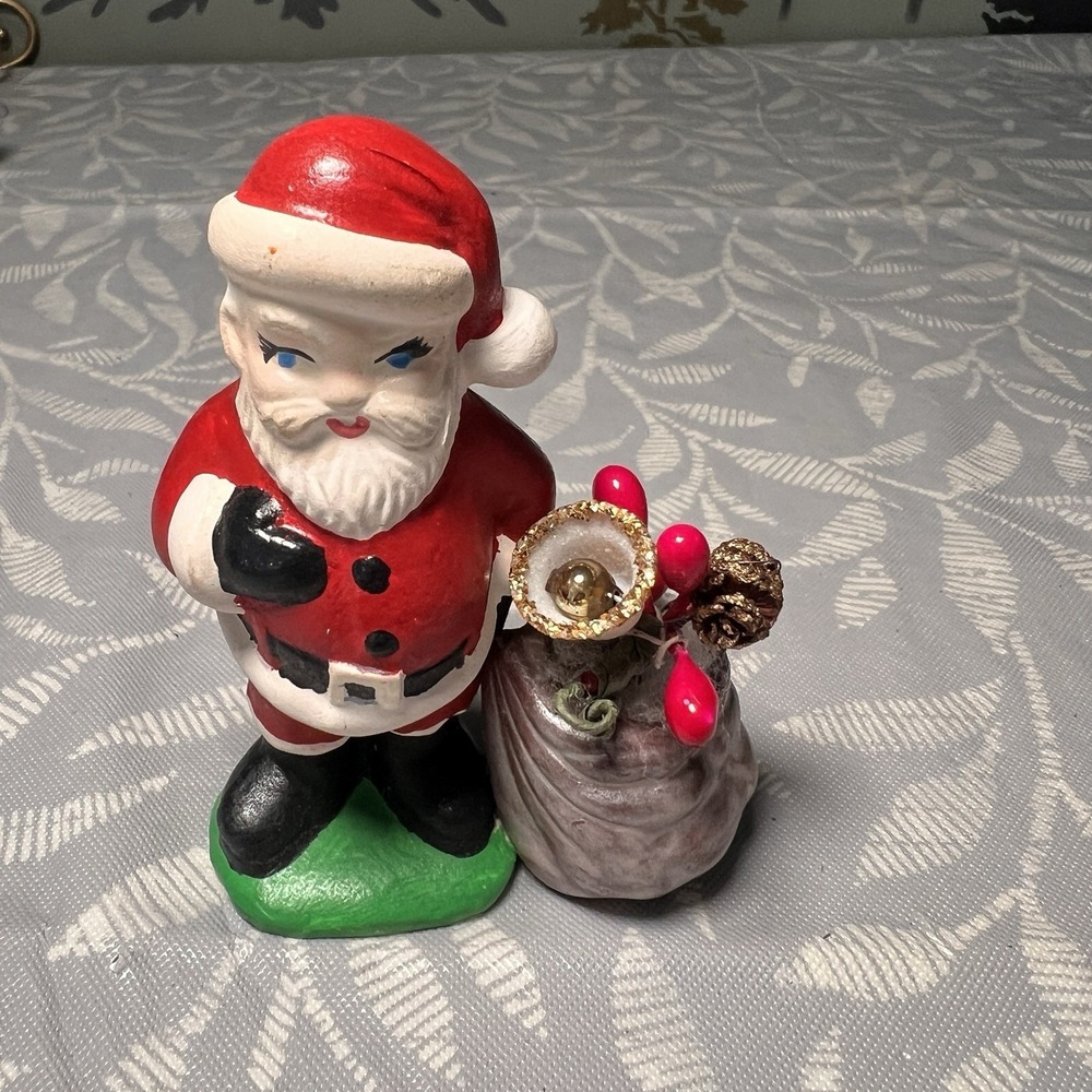 Vintage Traditional 3" Santa Claus Ceramic Figurine Handpainted 1960's